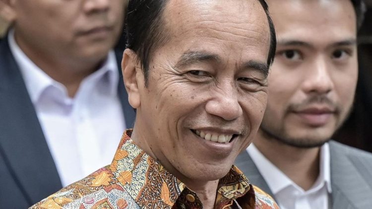 PDIP Harap Jokowi Tunjukkan Ijazah Saat Kunjungan Lapangan Selanjutnya