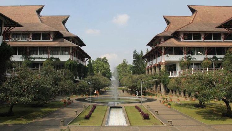 Ketua Viking dan Rektor ITB Bertemu Setelah Kisruh di Media Sosial