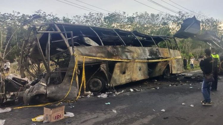 5 Fakta Terbaru Kecelakaan Bus vs Truk BBM di Sumsel