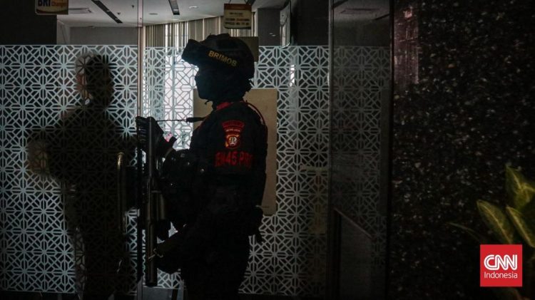 Fakta-fakta Penggrebekan Markas Judol di Hayam Wuruk Jakarta
