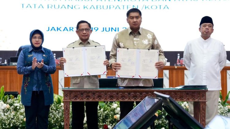 Mendagri dan Menteri PKP Teken SKB untuk Percepatan 3 Juta Rumah