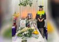 Adik wisuda raih gelar dokter di tengah duka