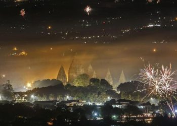 Ledakan Kembang Api Heboh di Prambanan Ternyata untuk Acara Prewedding