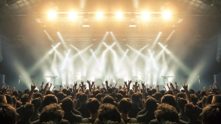 Ratusan Personel Polda Metro Diterjunkan untuk Amankan 3 Konser di GBK