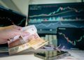 Pembantu Nekat Kuras Tabungan Beli Saham, Begini Nasibnya