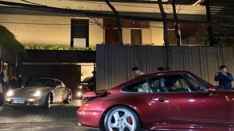 KPK Sita Mobil Porsche dari Rumah Silmy Karim yang Tidak Terdaftar di LHKPN