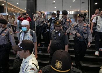 Geledah Kantor Silmy Karim KPK Sita Dokumen dan Uang Puluhan Juta