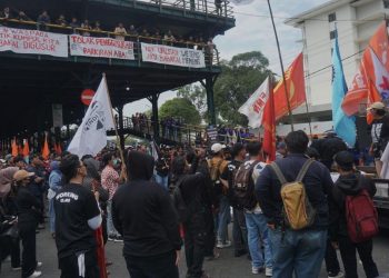Massa Rakyat Demo di Gejayan Serukan 10 Tuntutan