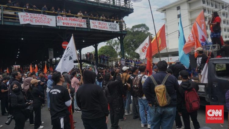 Massa Rakyat Demo di Gejayan Serukan 10 Tuntutan