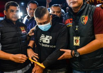 DPR Mendesak Taufik Hidayat Dikenakan Pasal Berlapis dan Hukuman Kebiri