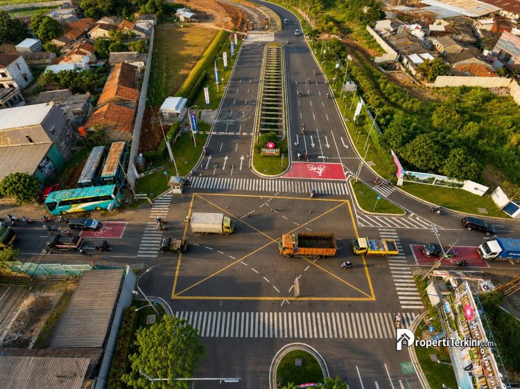 Jalan Baru Paramount Petals Kini Dimanfaatkan Warga, Mobilitas ke Curug Semakin Mudah