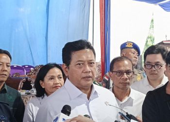 Soroti Masalah Lahan di Kawasan Transmigrasi Kikim oleh Wamentrans