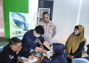 Dikepung Asap TPA, Warga Cek Kesehatan dan Dapatkan Obat serta Masker