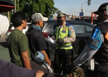 Penjelasan Korlantas tentang Denda Rp 250 Ribu bagi Pemotor yang Menggunakan Ban Gundul