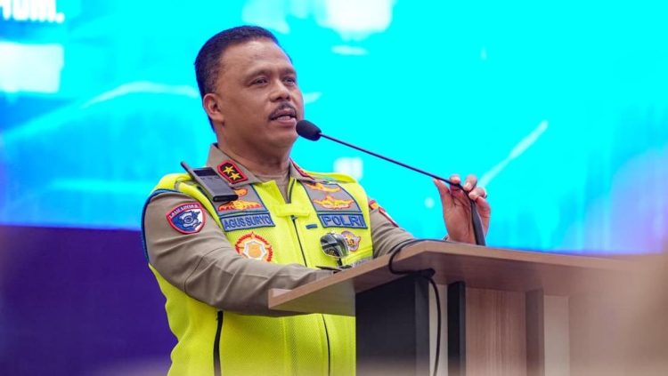 Sertijab Kakorlantas, Irjen Agus Sampaikan Pesan Penting untuk Irjen Wibowo