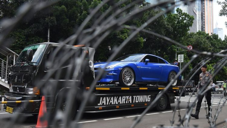 Misteri Mobil Terparkir di Jalan Layang Antasari, Polisi Cari Pemiliknya