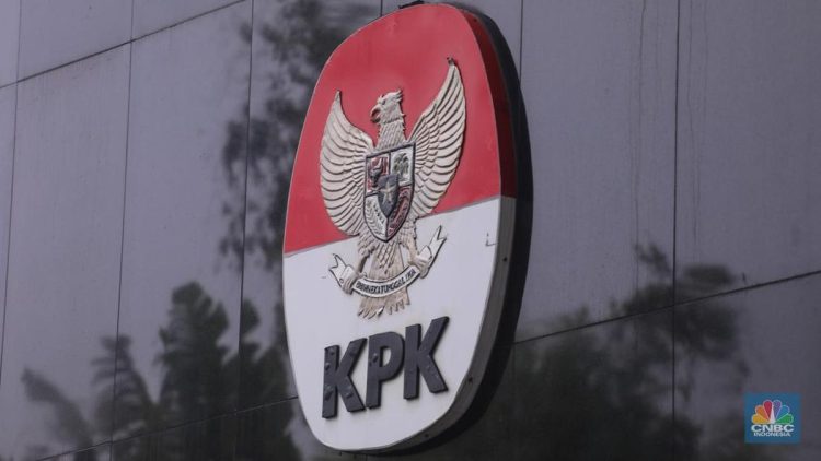 Bupati dan Sekda Kuansing Menyerahkan Diri ke KPK