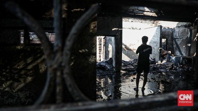 Kebakaran Ruko Pulogadung Mengakibatkan Tiga Orang Tewas