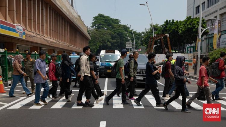 Penambahan CCTV dan Pengeras Suara di Pelican Crossing oleh Dishub DKI