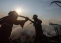Usaha Memadamkan Kebakaran Lahan di Ogan Ilir