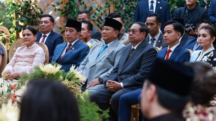Nikahan Anak Boy Thohir, Prabowo dan Jokowi Duduk Bersama di Satu Meja