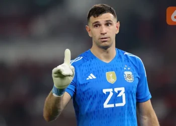Emiliano Martinez Dilepas ke Chelsea