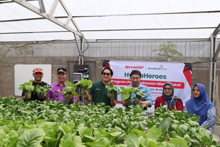 Pemberdayaan Ibu Muda di Bekasi oleh Sharp Hydro Heroes