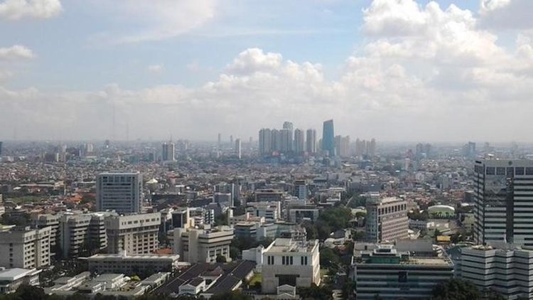 Prakiraan Cuaca Jakarta Senin dari BMKG Ada Wilayah Berawan Tebal