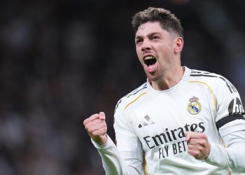 Jose Mourinho Jadikan Federico Valverde Pemain Midfielder Bertahan Permanen