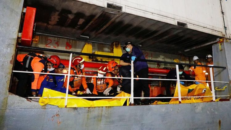 Polisi Selidiki Tujuh Saksi Kebakaran KMP Mutiara Sentosa II