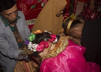 Pengantin di Usia 15 dan 13 Tahun