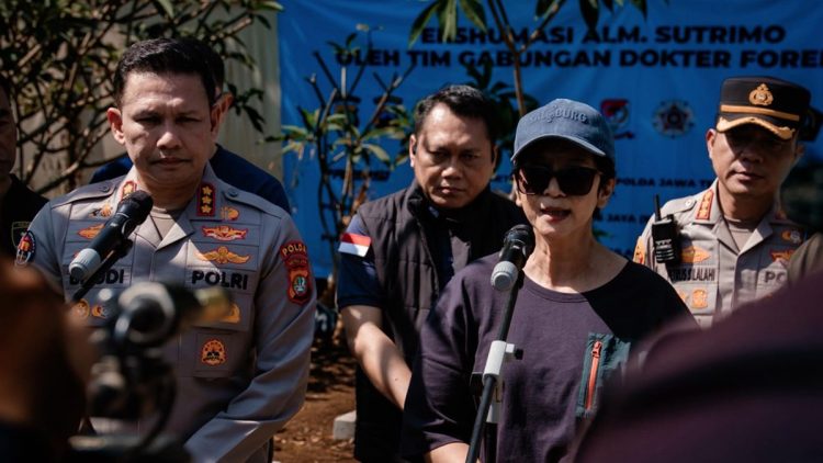 Pemeriksaan Sampel Jenazah Sutrimo Memerlukan Waktu 2-3 Minggu