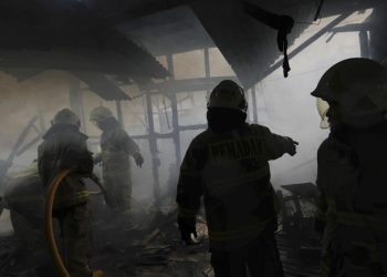 Kebakaran di Kampung Muka Pademangan Hanguskan 20 Rumah dan Warga Terpaksa Mengungsi