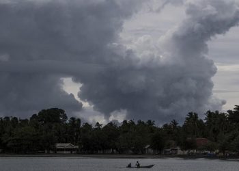 Dentuman di Jabar Diduga Terkait dengan Aktivitas Anak Krakatau