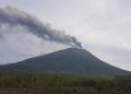 Gunung Ili Lewotolok Meletus Dua Kali dengan Kolom Abu Mencapai 700 Meter