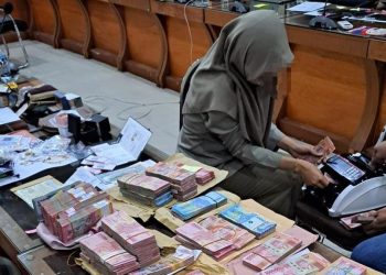 Uang Dolar Singapura dan AS Ditemukan KPK Saat Geledah BPN Jatim