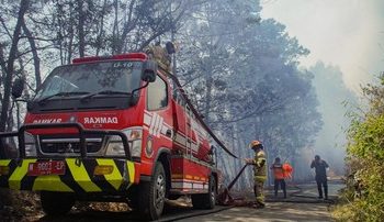 Mobil Pemadam Kebakaran Terbalik di Pangkep Sulsel, Dua Anggota Meninggal Dunia