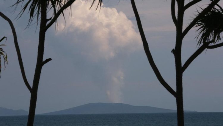 Warga Dihimbau Waspada Pasca Erupsi Gunung Anak Krakatau dan Suara Dentuman