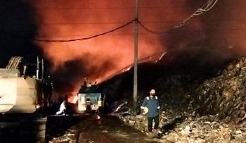 Kebakaran Hebat di TPA Putri Cempo Solo