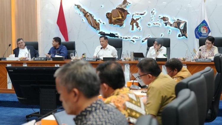 Pembangunan 2200 Rumah di Papua Pegunungan dan Pembahasan Gentengisasi oleh Mendagri