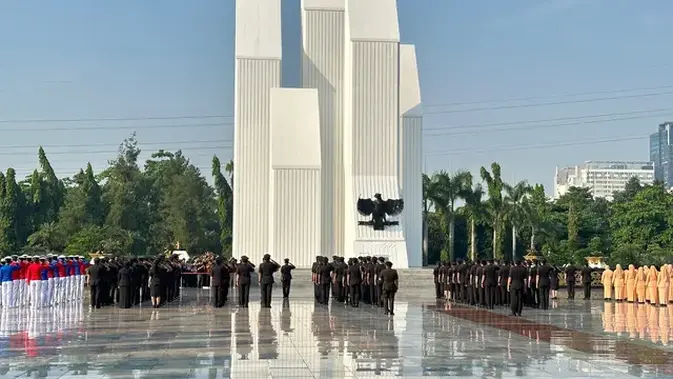 Jenazah Mantan Panglima TNI Widodo AS Dimakamkan di TMP Kalibata