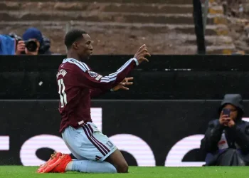 Jackson Bawa Aston Villa Menang 2-1 atas Manchester City