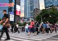 Menurunkan Kualitas, Saat Masyarakat Mencari Cara untuk Bertahan Hidup