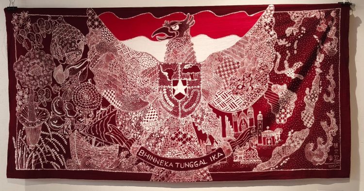 Jejak Akulturasi Tionghoa-Jawa dalam Pameran Batik Peranakan di Kota Tua