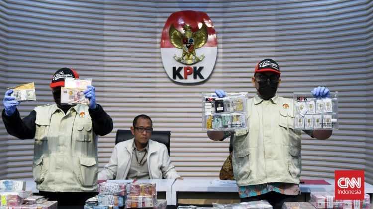 Dugaan Suap Dana Karhutla dan Gempa NTT oleh Keluarga Mantan Pimpinan BNPB