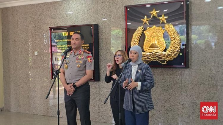 Menkominfo Minta Polri Tindak Judol Jual Beli Data dan Bully Daring