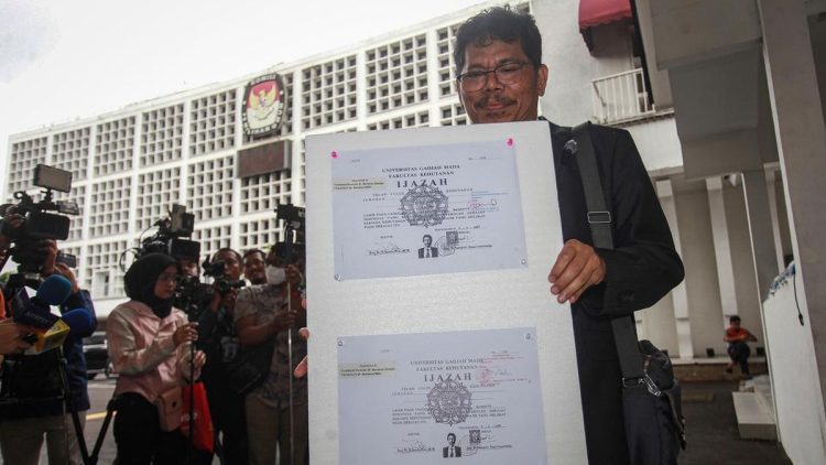 Gugat Ijazah Jokowi di PN Jakpus, Putusan Sela 11 November