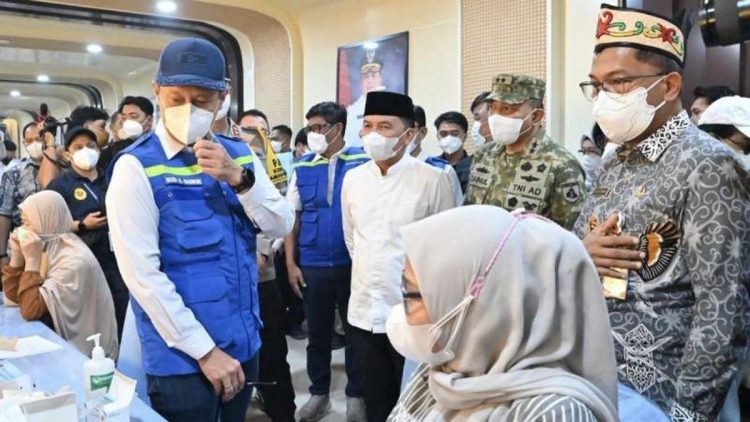 Klarifikasi Menkes Terkait Foto Penggunaan Tabung Oksigen di Palangka Raya