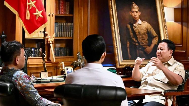 Prabowo Pertemuan Pimpinan Baru Bakom di Hambalang Hari Ini