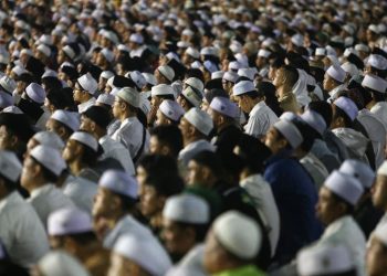 Ratusan Jemaah Hadiri Tablig Akbar bersama Habib Umar di Monas